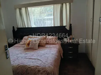 House For Rent in Hillside