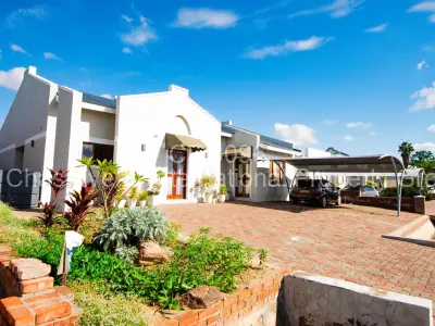 Townhouse/Complex/Cluster for Sale in Greendale