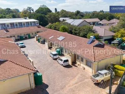 Townhouse/Complex/Cluster for Sale in Newlands