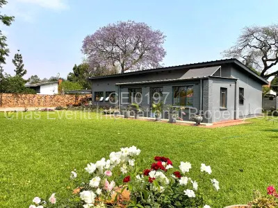 House for Sale in Hillcrest
