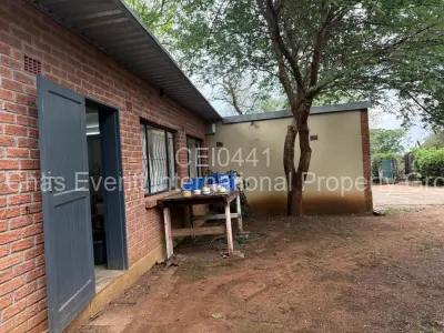 House For Sale in Matsheumhlope