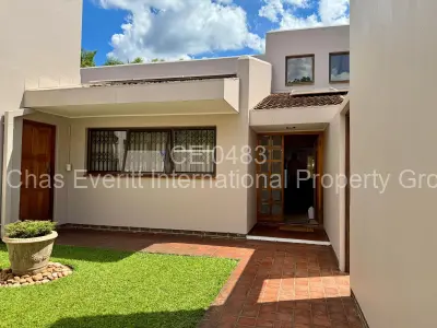 Townhouse/Cluster For Rent in Suburbs