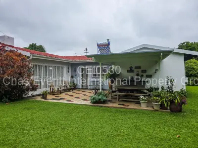 House For Sale in Morningside Byo