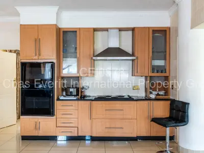 House For Rent in Borrowdale