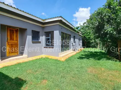 Townhouse/Cluster For Rent in Mandara