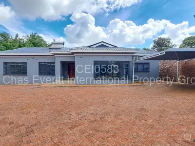 Townhouse/Cluster For Rent in Mandara