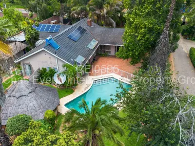 House For Sale in Alexandra Park