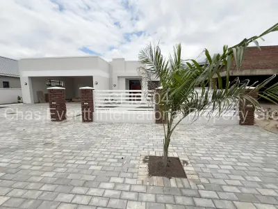 House For Sale in Arlington