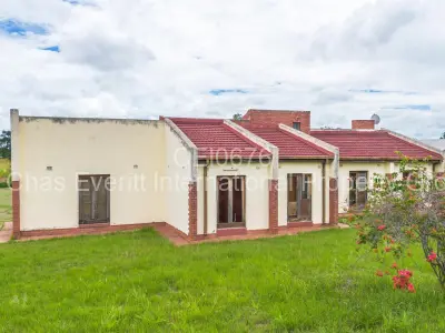 House For Sale in Woodville