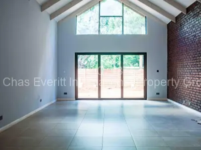 Townhouse/Cluster For Sale in Mandara