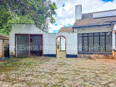 House For Rent in Mabelreign