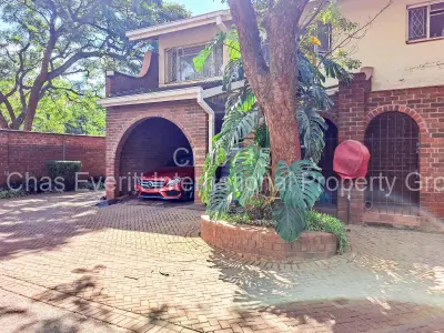 Townhouse/Cluster For Rent in Avenues