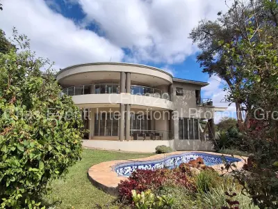 House For Rent in Borrowdale Brooke