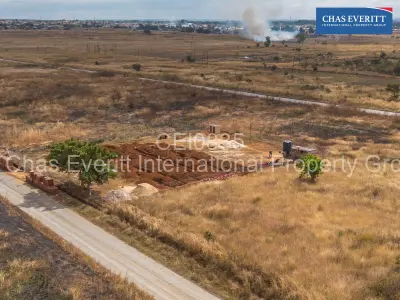 Residential Stand For Sale in Norton
