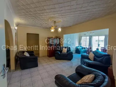 House For Sale in Zimre Park