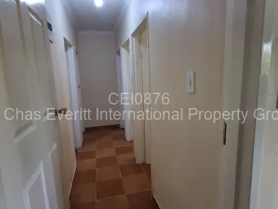 Cottage/Garden Flat For Rent in Borrowdale