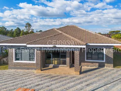 Townhouse/Cluster For Sale in Hatfield
