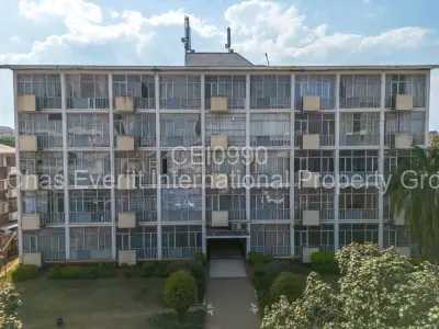 Flat/Apartment For Sale in Avenues