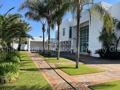 House For Sale in Burnside