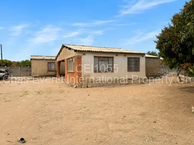 House For Sale in Cowdray Park