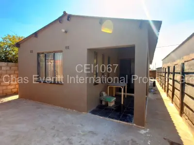 House For Sale in Cowdray Park