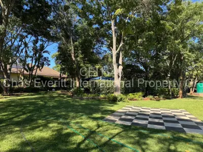 House For Sale in Four Winds
