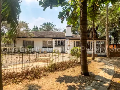 House For Sale in Sunridge