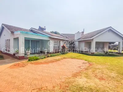 House For Rent in Westgate