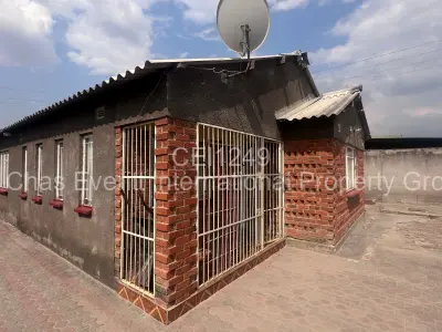 House For Sale in Chitungwiza