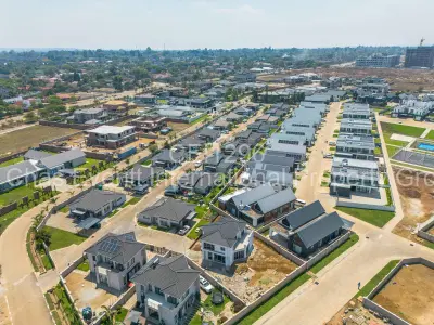 Townhouse/Cluster For Rent in Borrowdale West