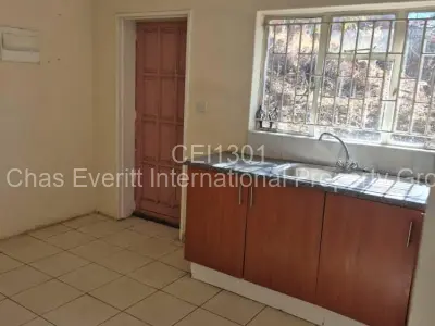 Cottage/Garden Flat For Rent in Helensvale