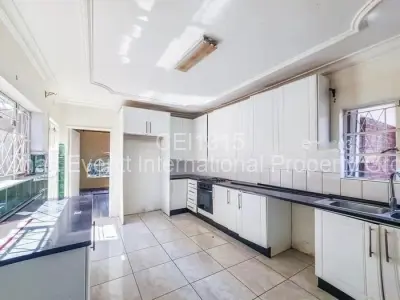House For Sale in Westgate