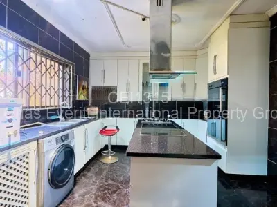 House For Sale in Westgate