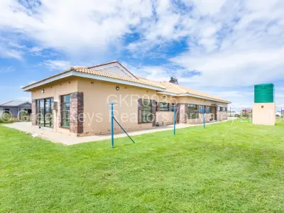 House For Sale in Fairview