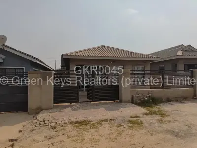 House For Sale in Glaudina