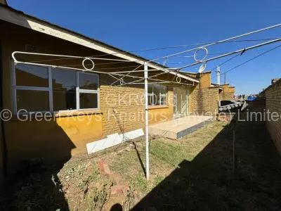Townhouse/Cluster For Sale in Madokero Estates