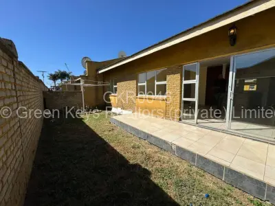Townhouse/Cluster For Sale in Madokero Estates