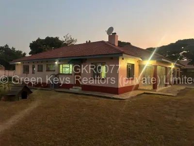 House For Rent in Zimre Park