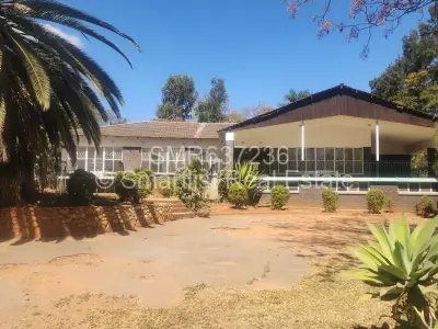 House for Sale in Hillside