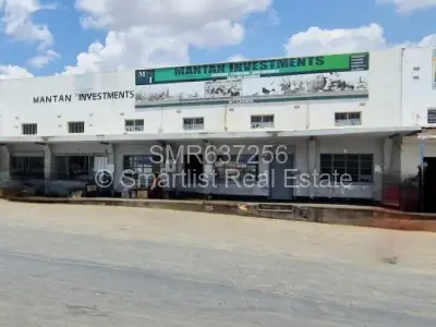 Retail/Shop For Sale in Mount Darwin