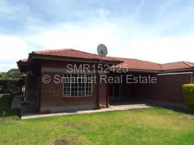 Townhouse/Complex/Cluster to Rent in Monavale