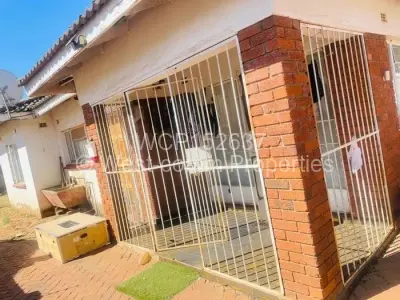 House For Sale in Bloomingdale