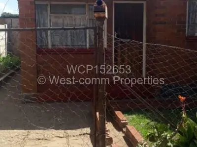 House For Sale in Glen View