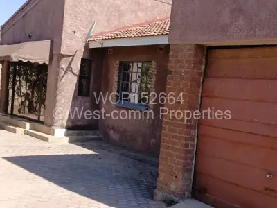 House For Sale in Zimre Park