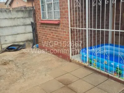 House For Sale in Kuwadzana