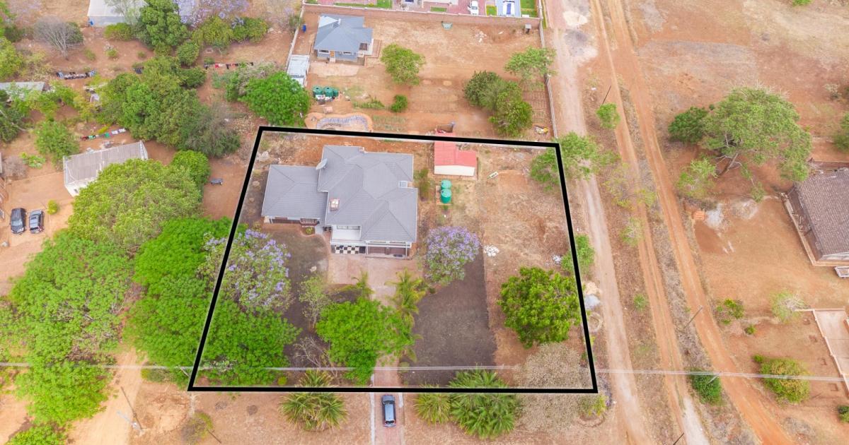 House For Sale in Borrowdale Brooke Properties