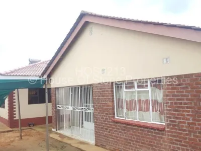 House for Sale in Manresa