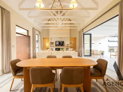 Townhouse/Cluster For Rent in Chisipite