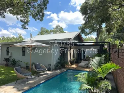 Townhouse/Cluster For Rent in Highlands