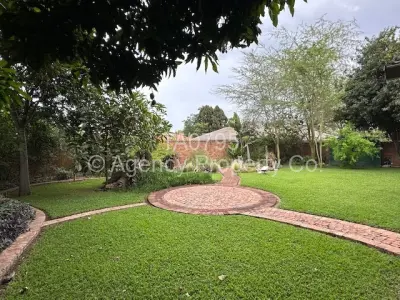 Townhouse/Cluster For Rent in Newlands